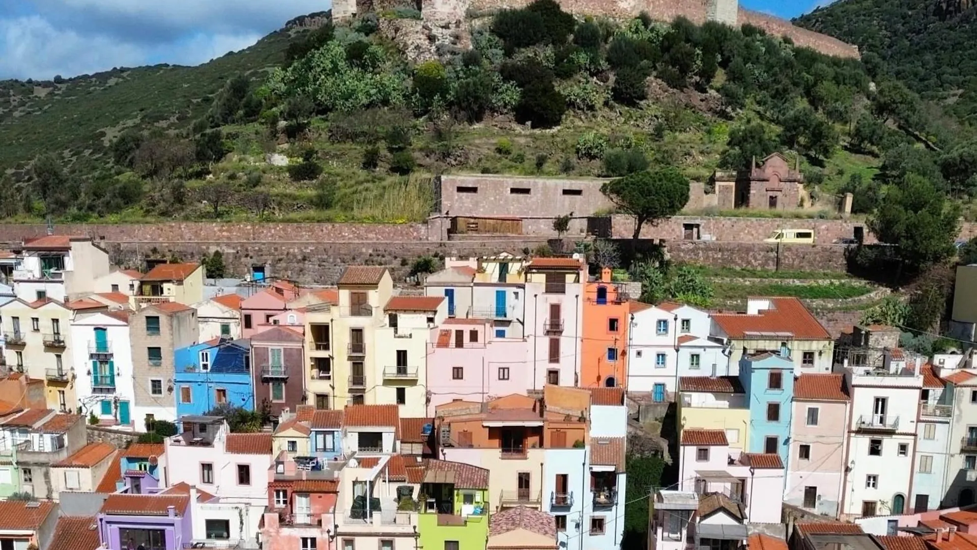 Ferienhaus Casa Vacanza Comoda Con Vista Bosa Italien